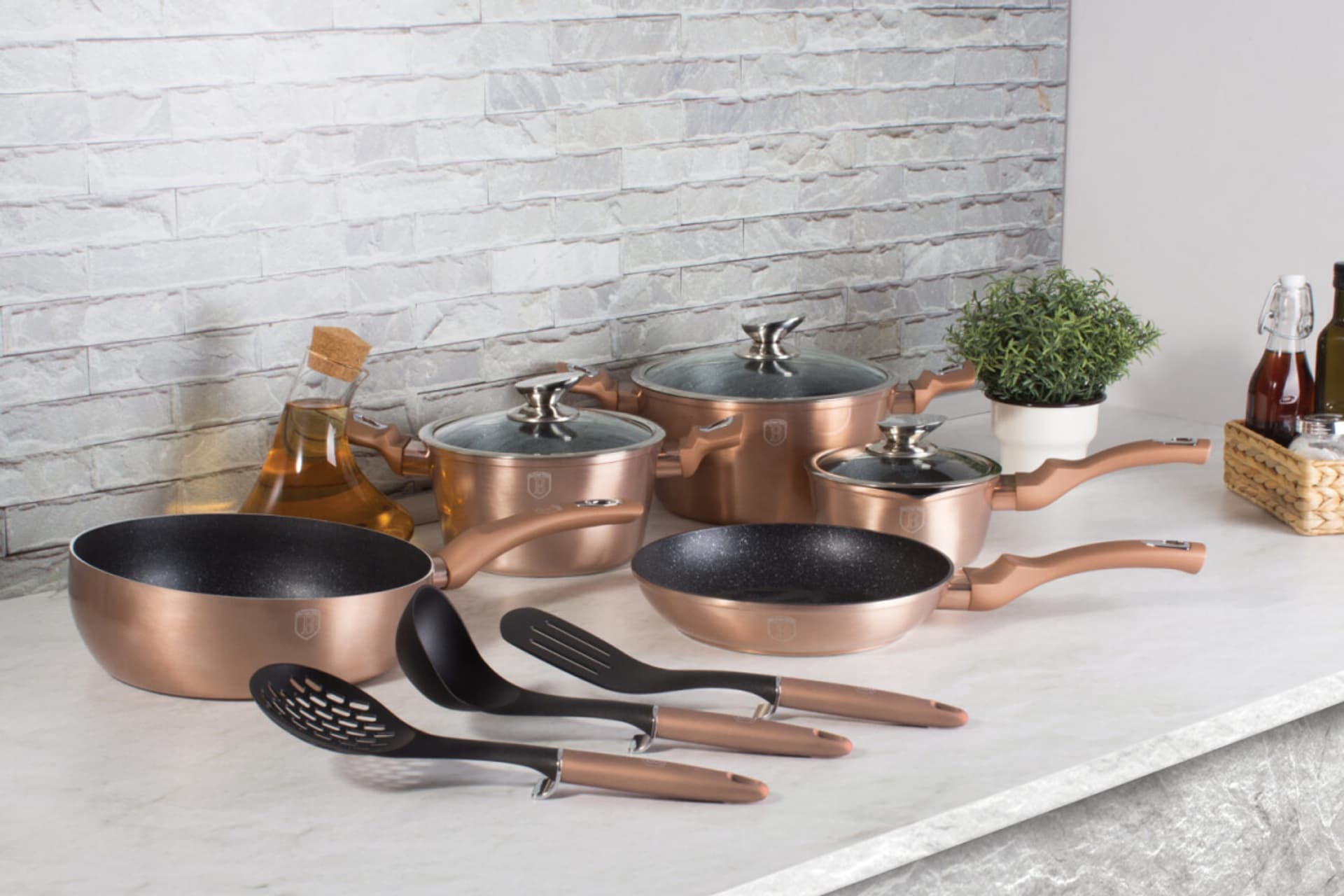 

ZESTAW GARNKÓW GRANITOWYCH BERLINGER HAUS BH-6160 ROSE GOLD 13 ELEM.