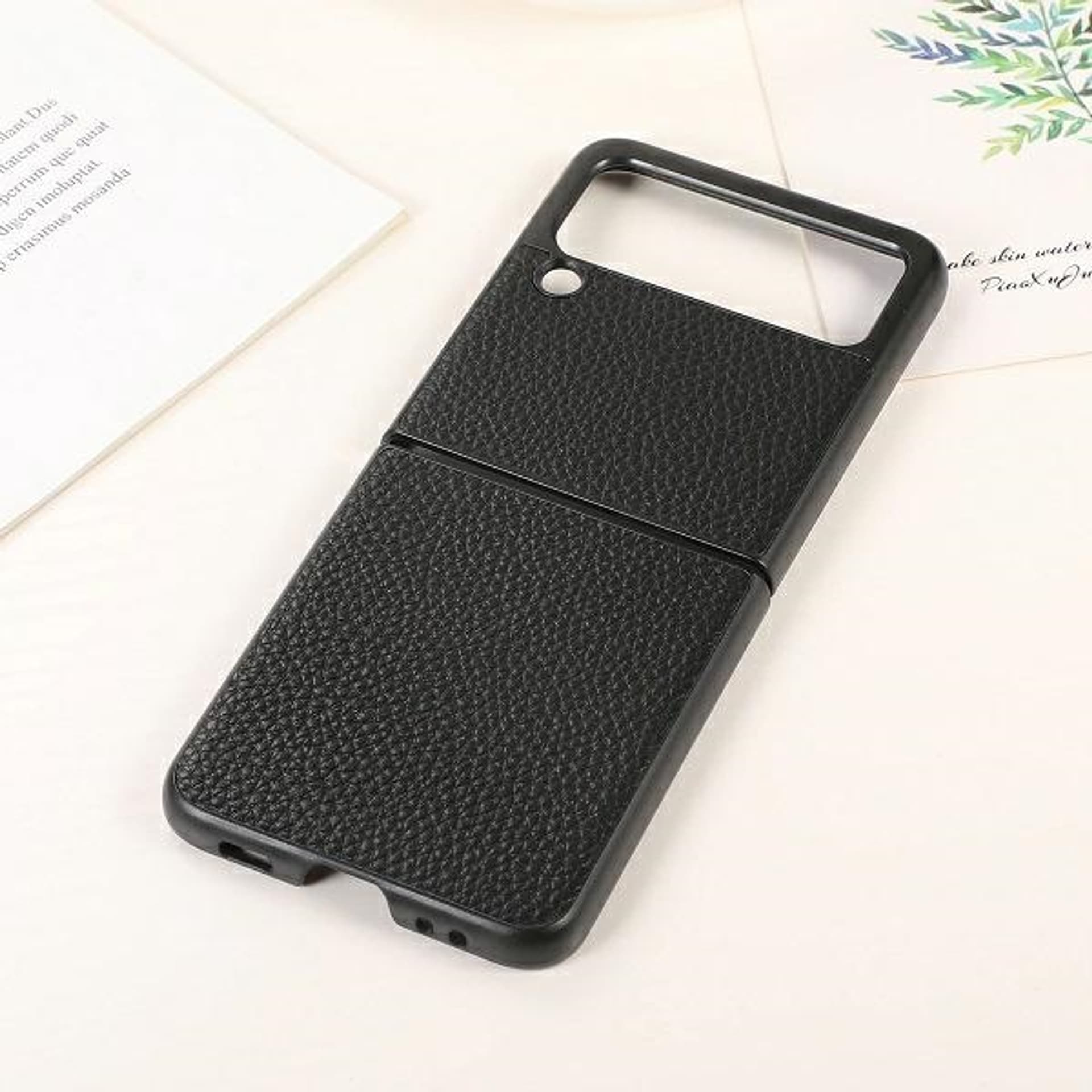 

Beline Etui Leather Case Samsung Z Flip 3 czarny/black