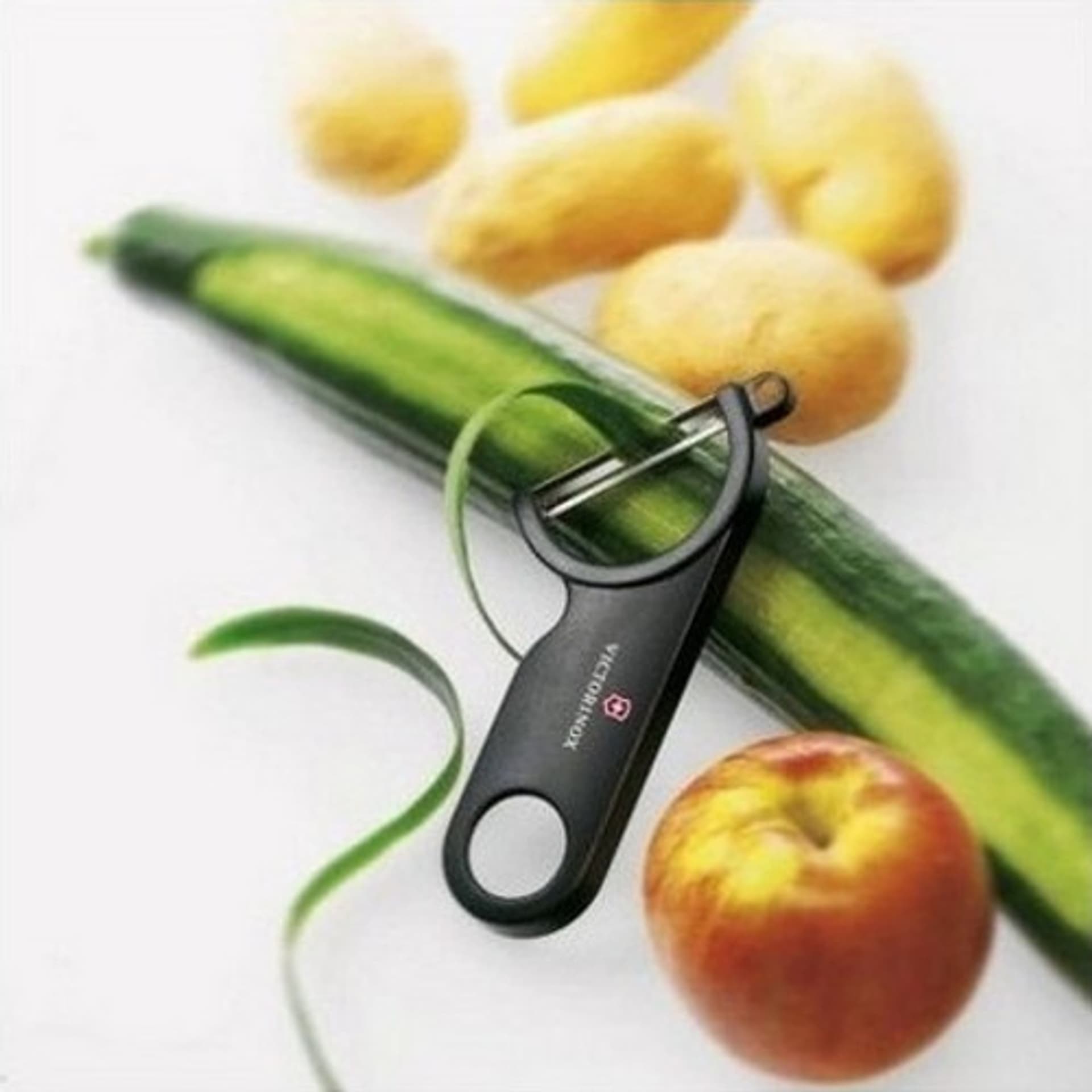 

Obieraczka do ziemniaków Victorinox Peeler czarna