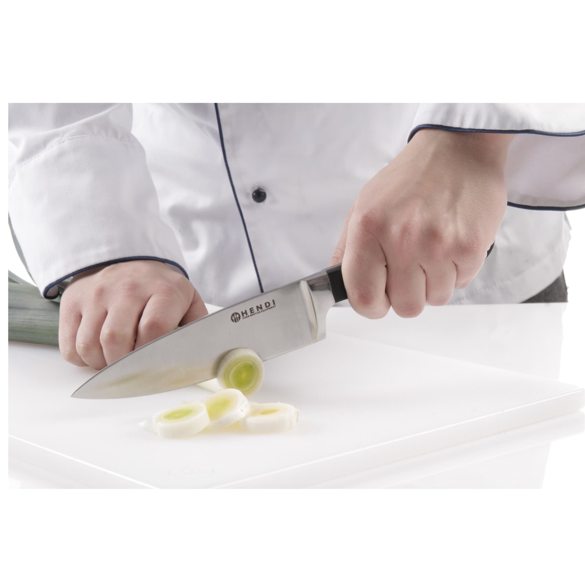 

Profesjonalny nóż kucharski szefa kuchni kuty ze stali Kitchen Line 200 mm - Hendi 781319