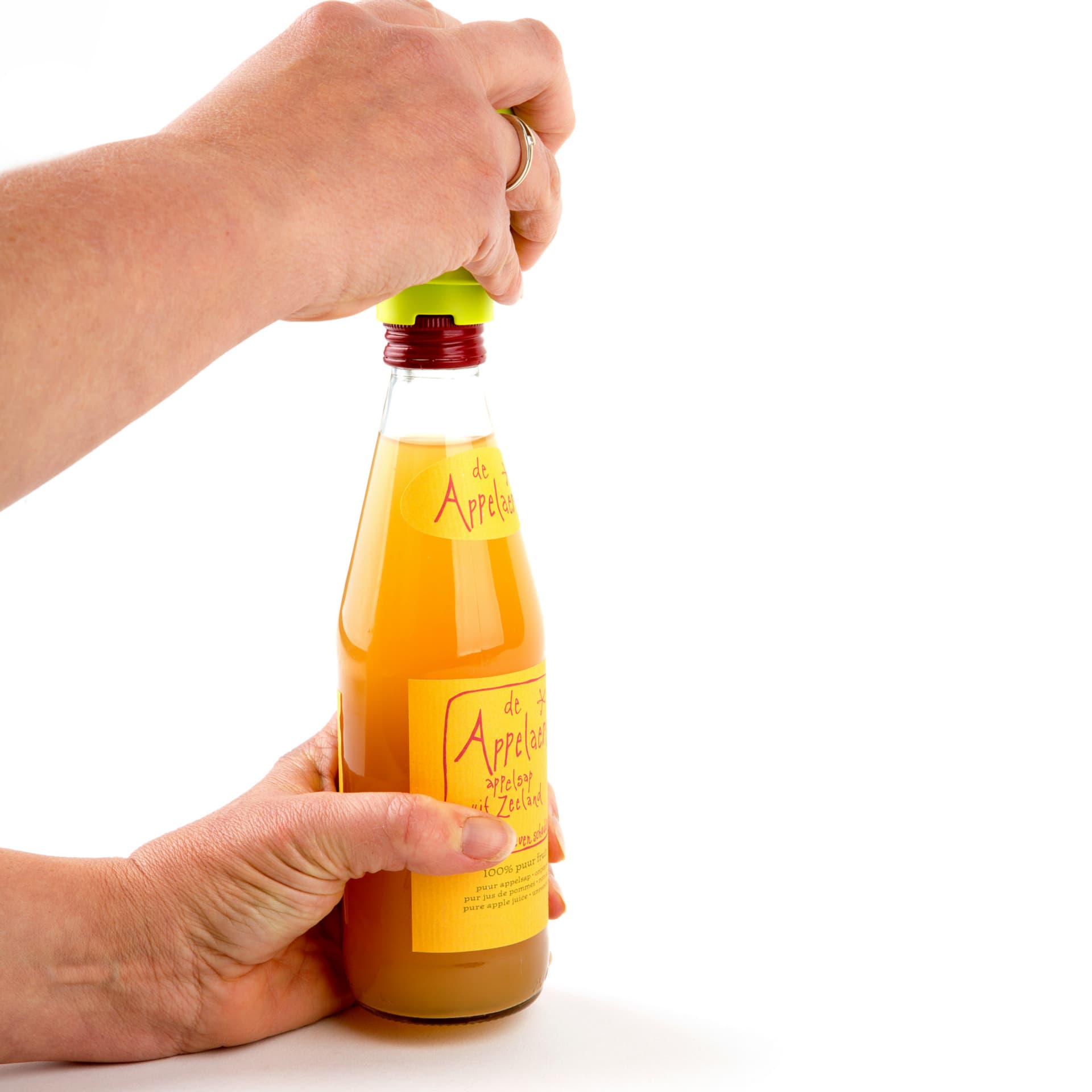 

Dziurkacz otwornica do kapsli i nakrętek do otworu na słomkę śr. 5mm - Hendi 595572