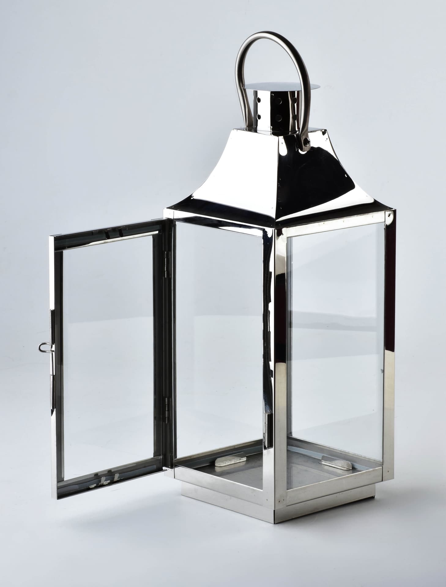 

LORENZO SILVER Latarnia 16x15xH:38cm