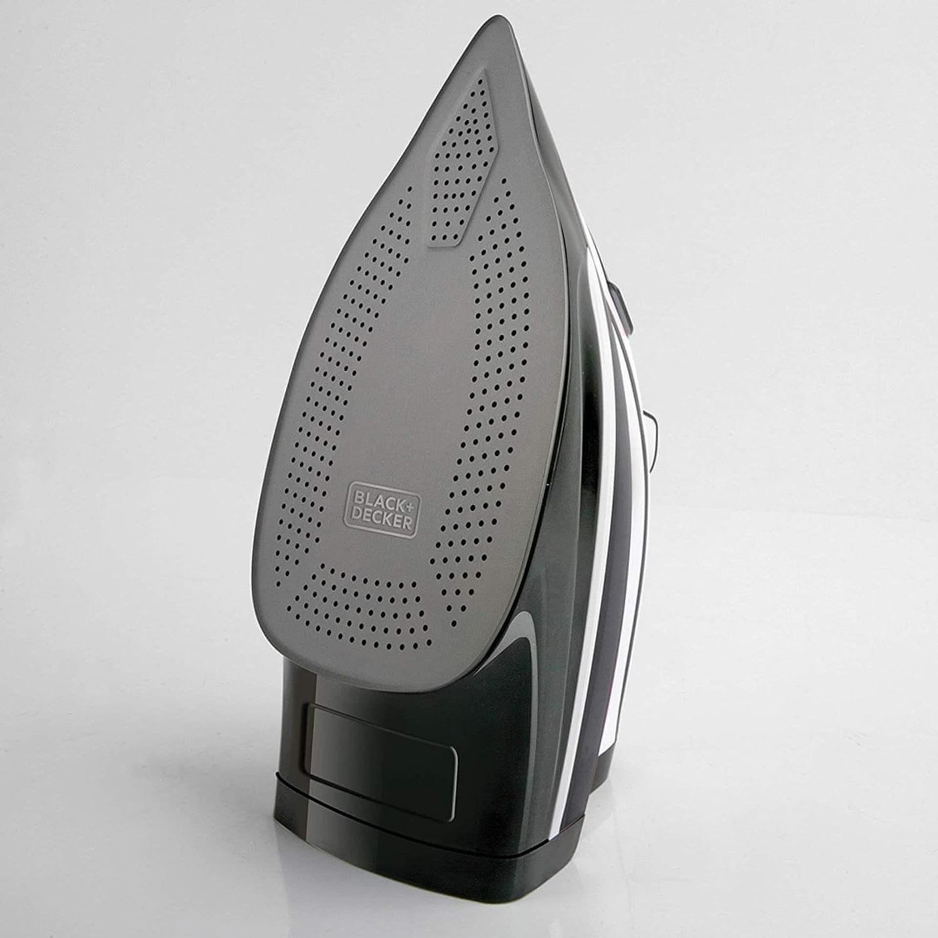 

BLACK DECKER ŻELAZKO BXIR2802E