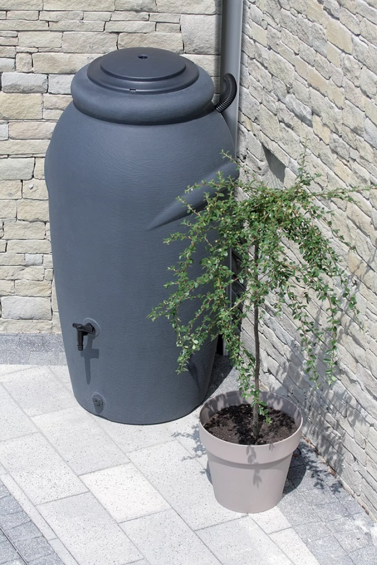 

ZBIORNIK NA DESZCZÓWKĘ AQUA CAN 210L - ANTRACYT