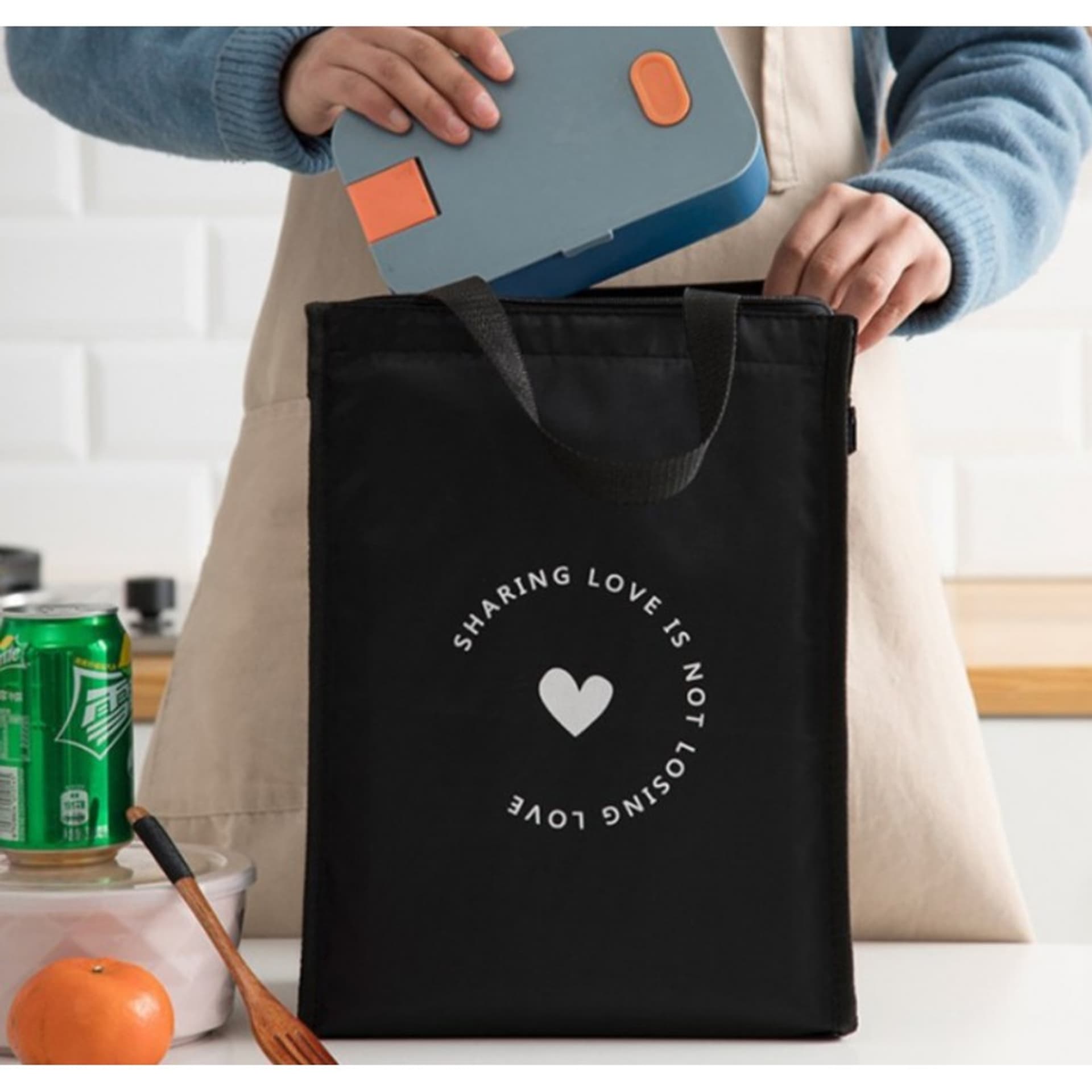 

Torba termiczna do przenoszenia żywności LUNCH BOX PJM15