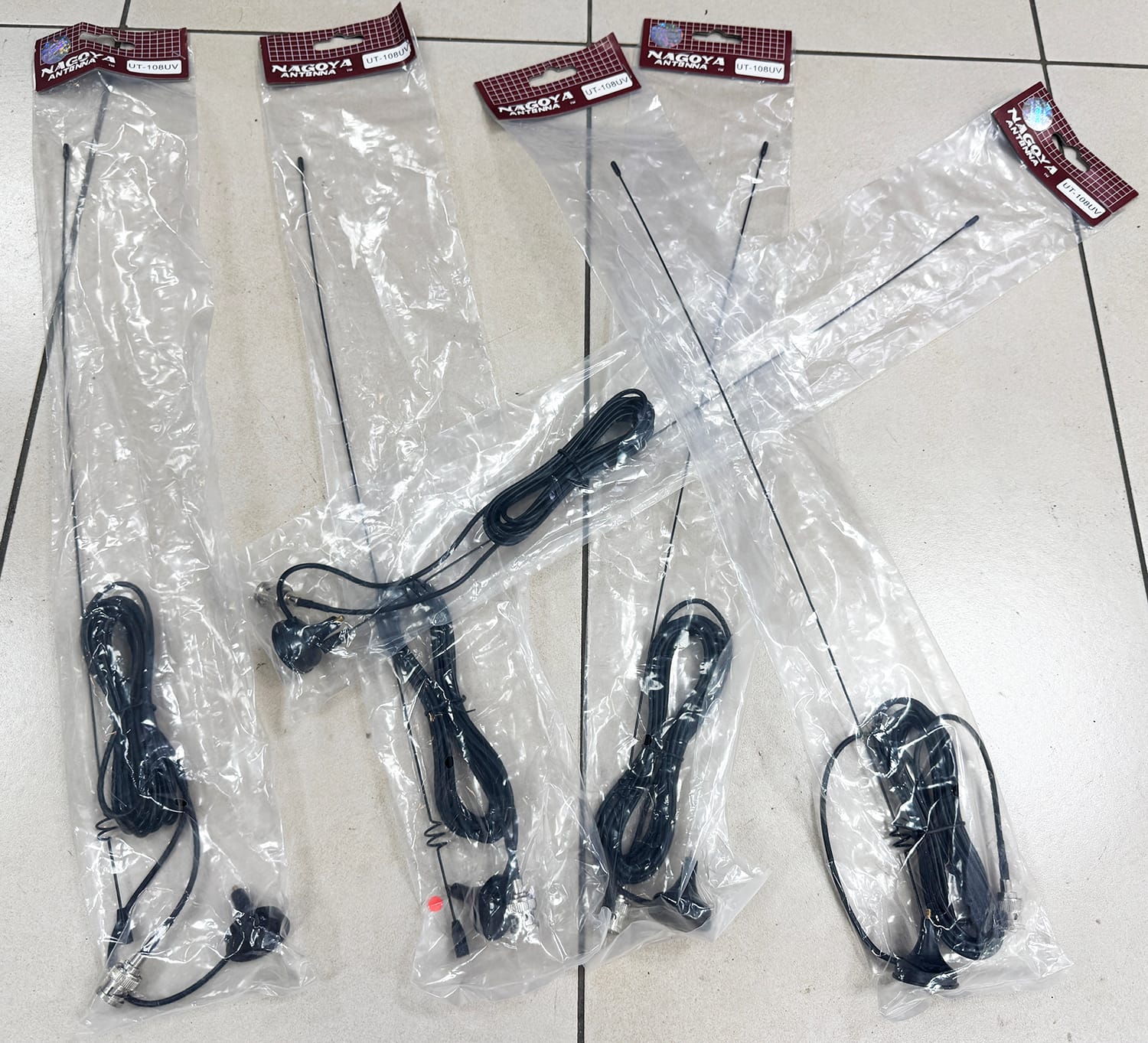 Antena Nagoya UT- 108UV Dual Band UHF, VHF BNC-M