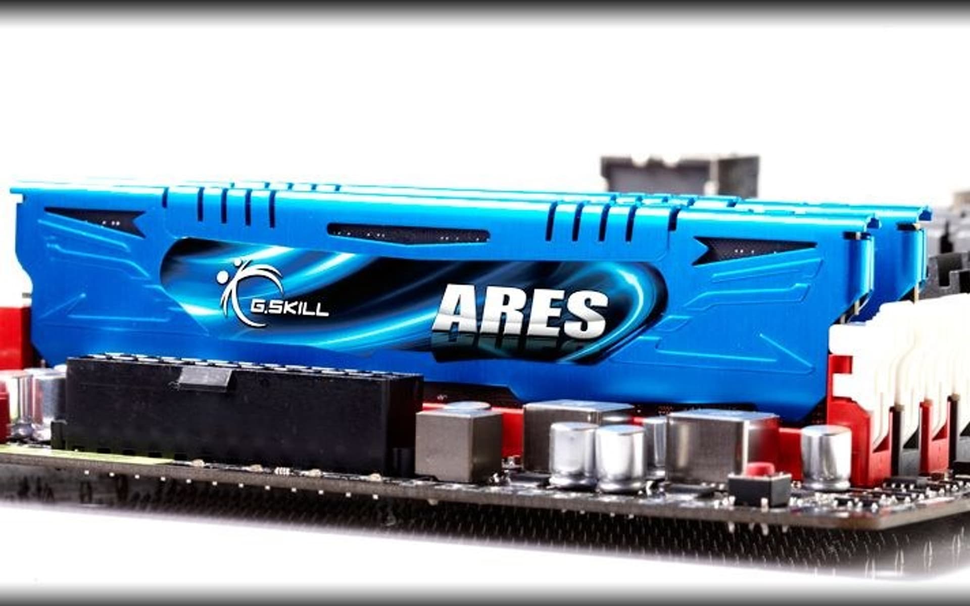 

G.SKILL ARES DDR3 2X8GB 2400MHZ CL11 XMP F3-2400C11D-16GAB
