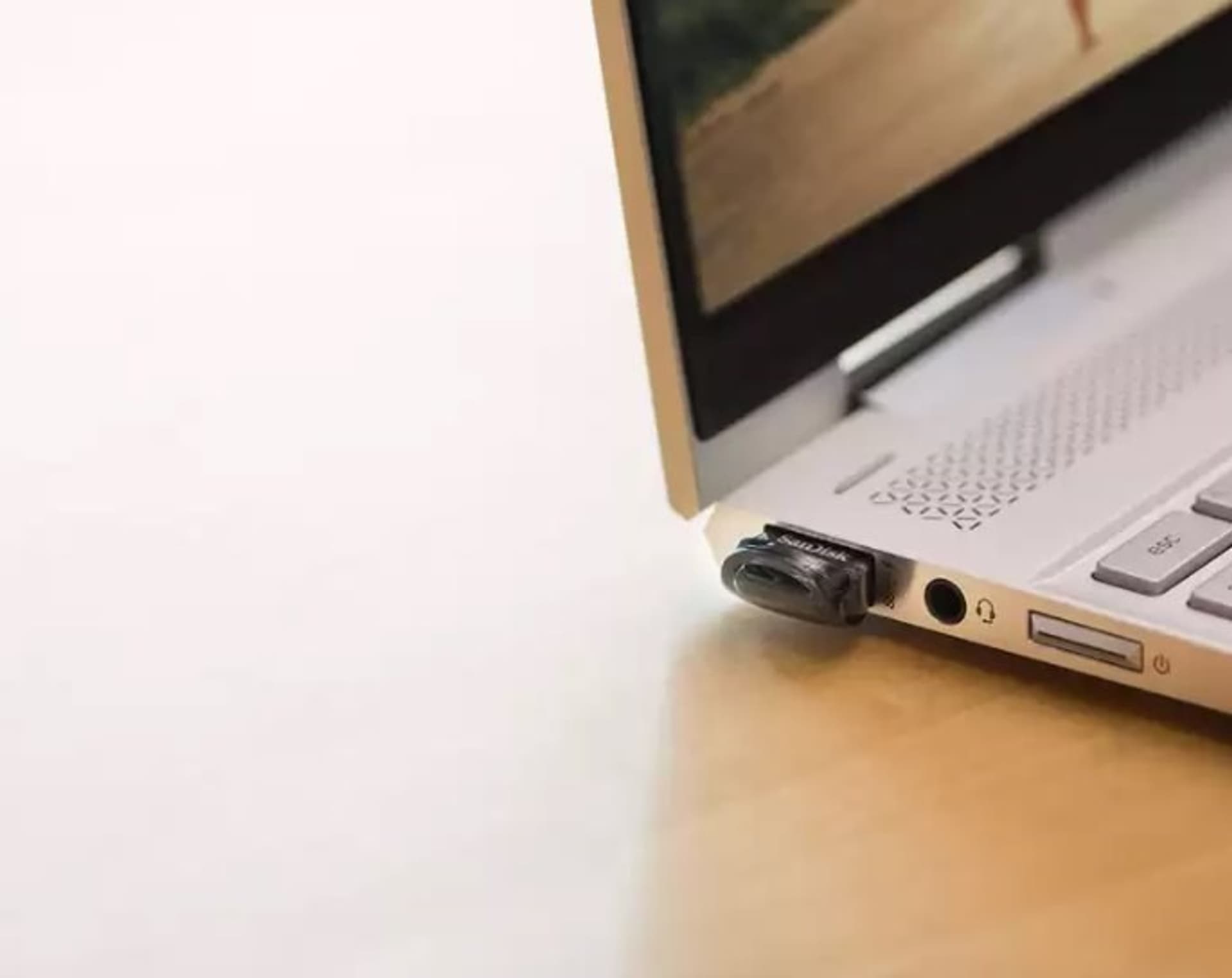 

Pendrive SanDisk Ultra Fit SDCZ430-256G-G46 (256GB; USB 3.1; kolor czarny)