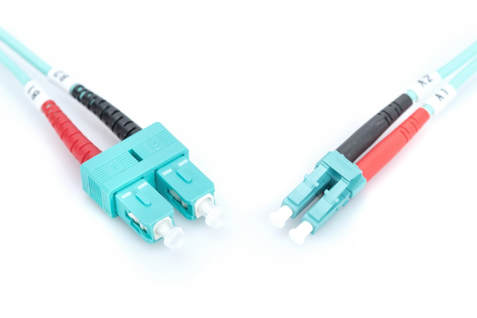 

Digitus FO Patch Cord, Duplex, LC to LC SC MM OM3 50/125 µ, 2 m