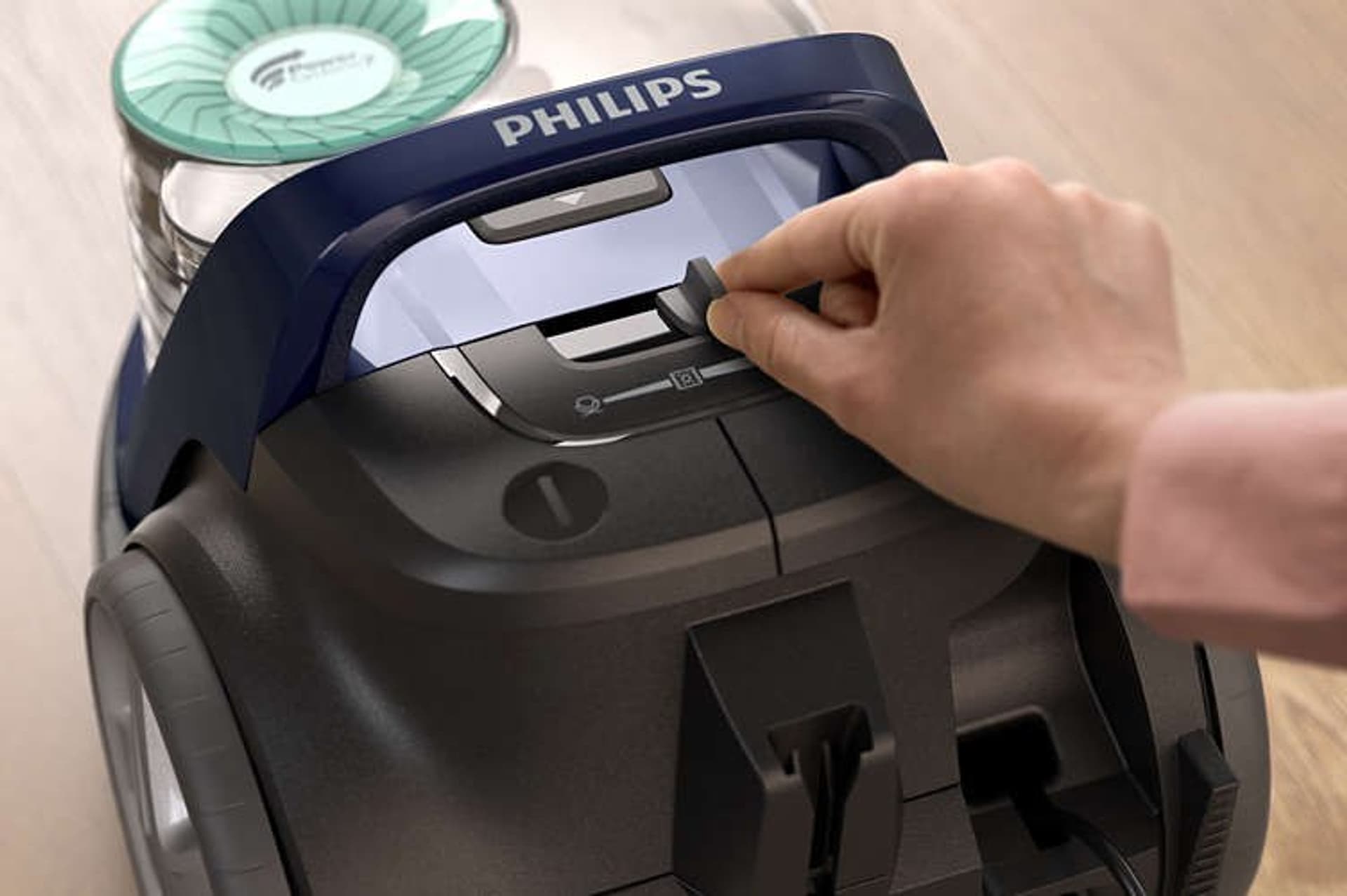 

Philips Vacuum cleaner PowerPro Active FC9556/09 Bagless, Power 750 W, Dust capacity 1.5 L, Blue