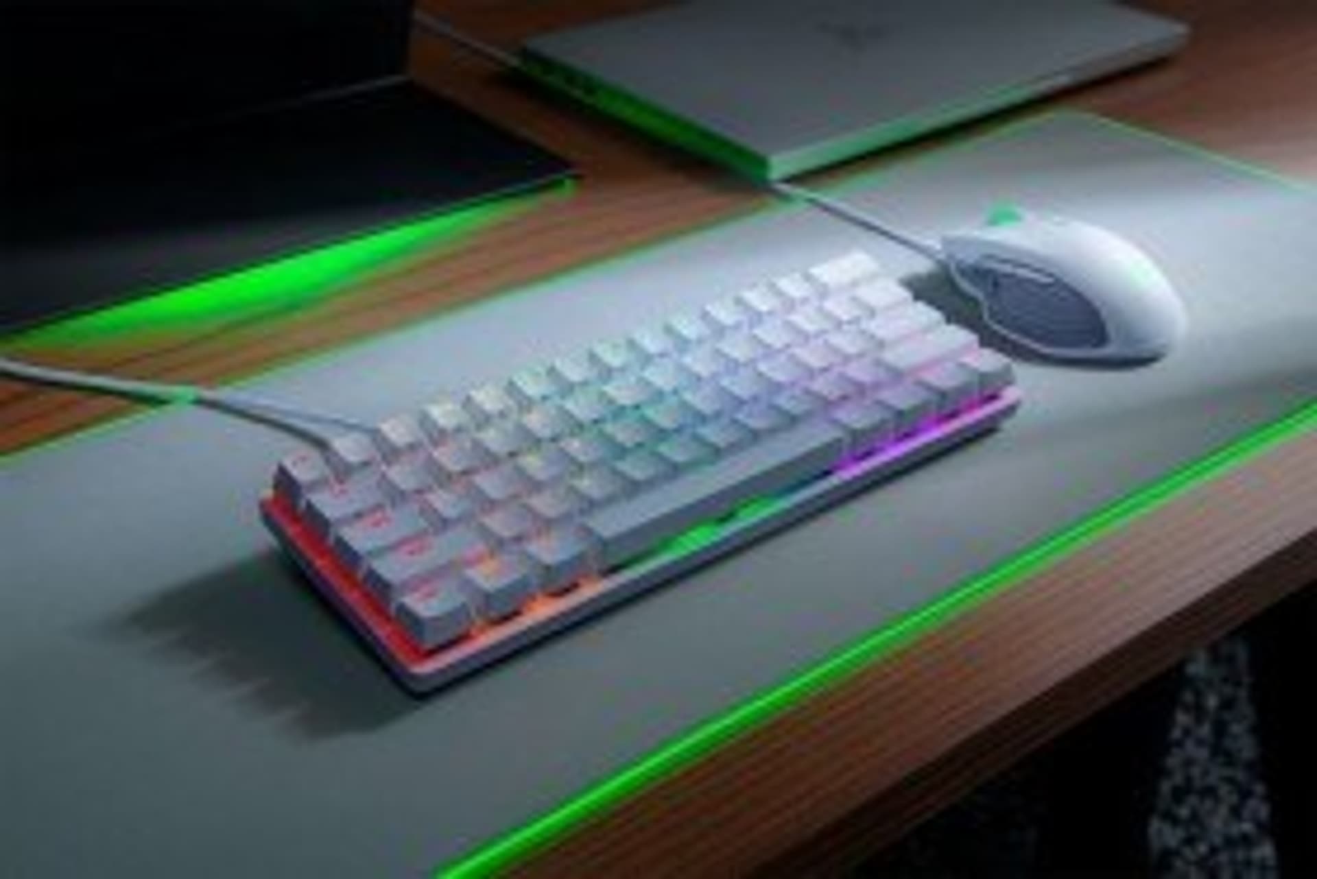 

Razer Huntsman Mini 60%, Klawiatura gamingowa, Opto-Mechaniczna, Podświetlenie LED RGB, NORD, Mercury White, Przewodowa