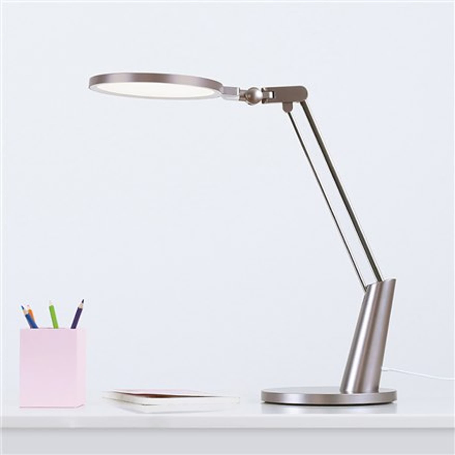 

Yeelight Desk Lamp Pro Serene Eye-Friendly 650 lm, 15 W, 4000 K