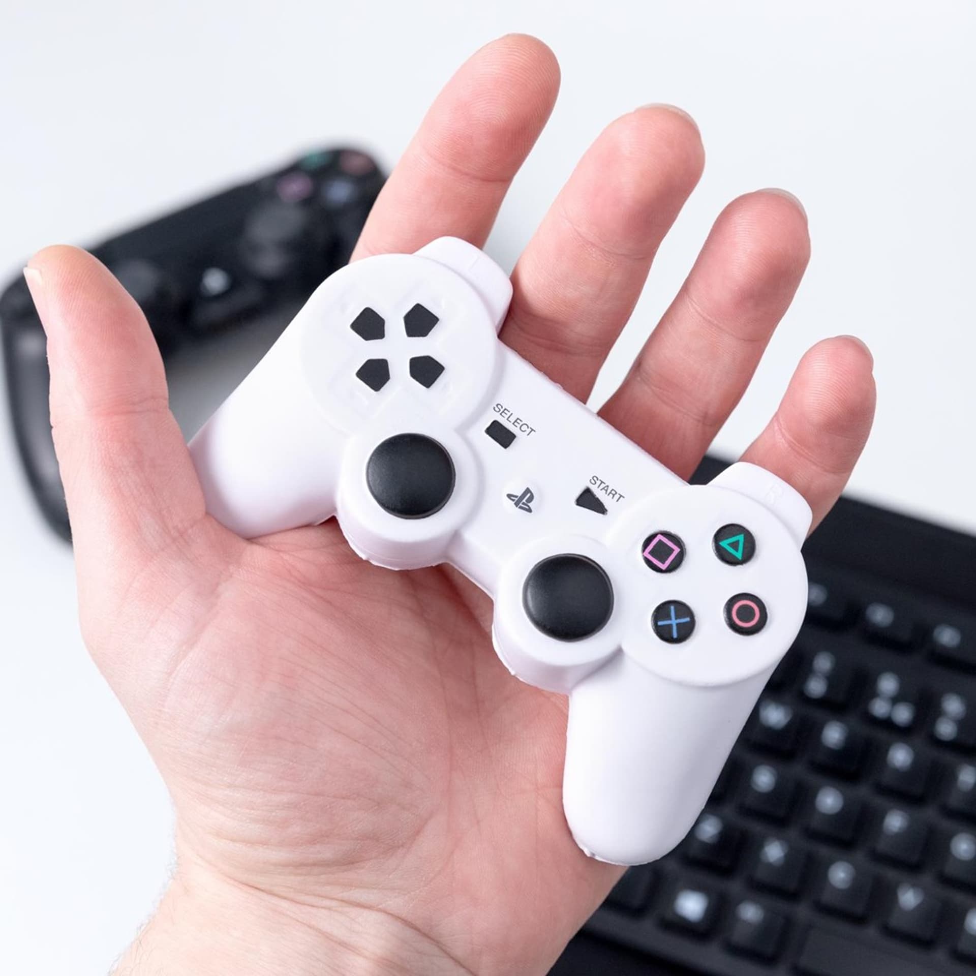 

PLAYSTATION 5 - ANTYSTRESS BIAŁY KONTROLER