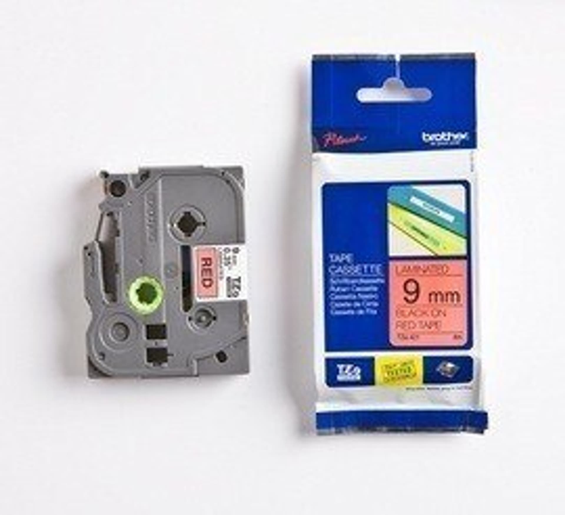 

Brother TZe-421 Laminated Tape Black on Red, TZe, 8 m, 9 mm