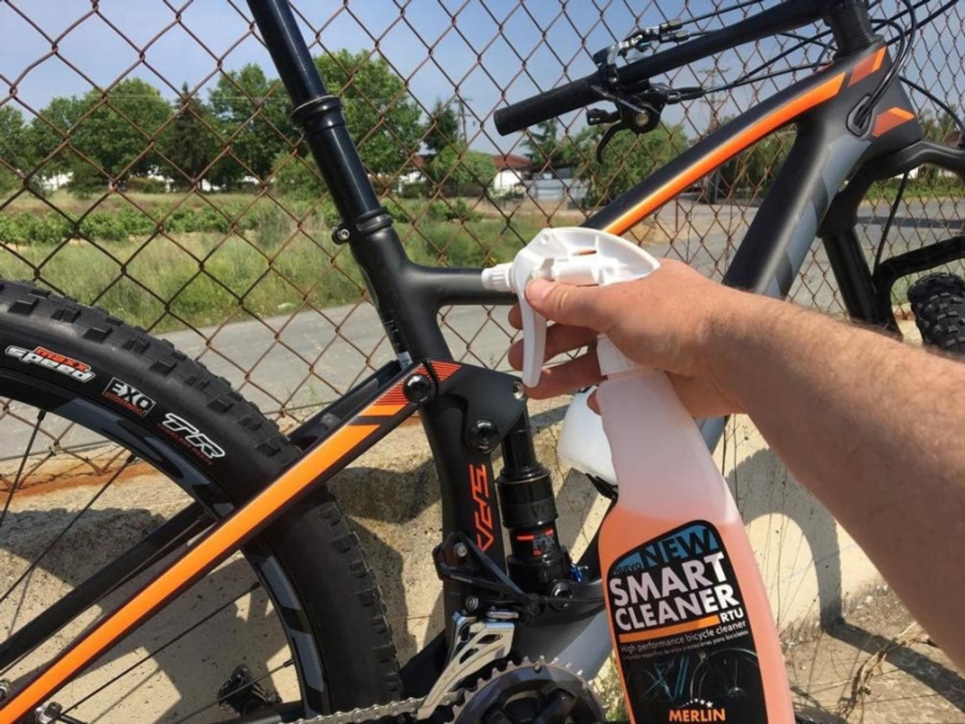 

Preparat czyszczący w sprayu - 500ml