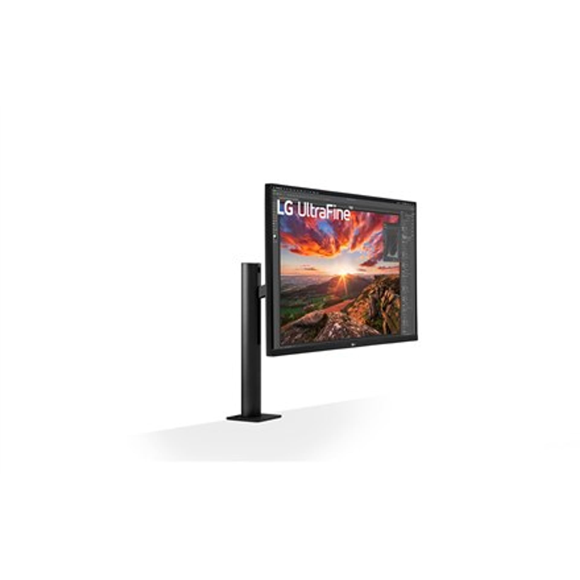 

LG Monitor 32UN880-B 31.5 ", IPS, UHD 4K, 3840x2160, 16:9, 5 ms, 350 cd/m², Black