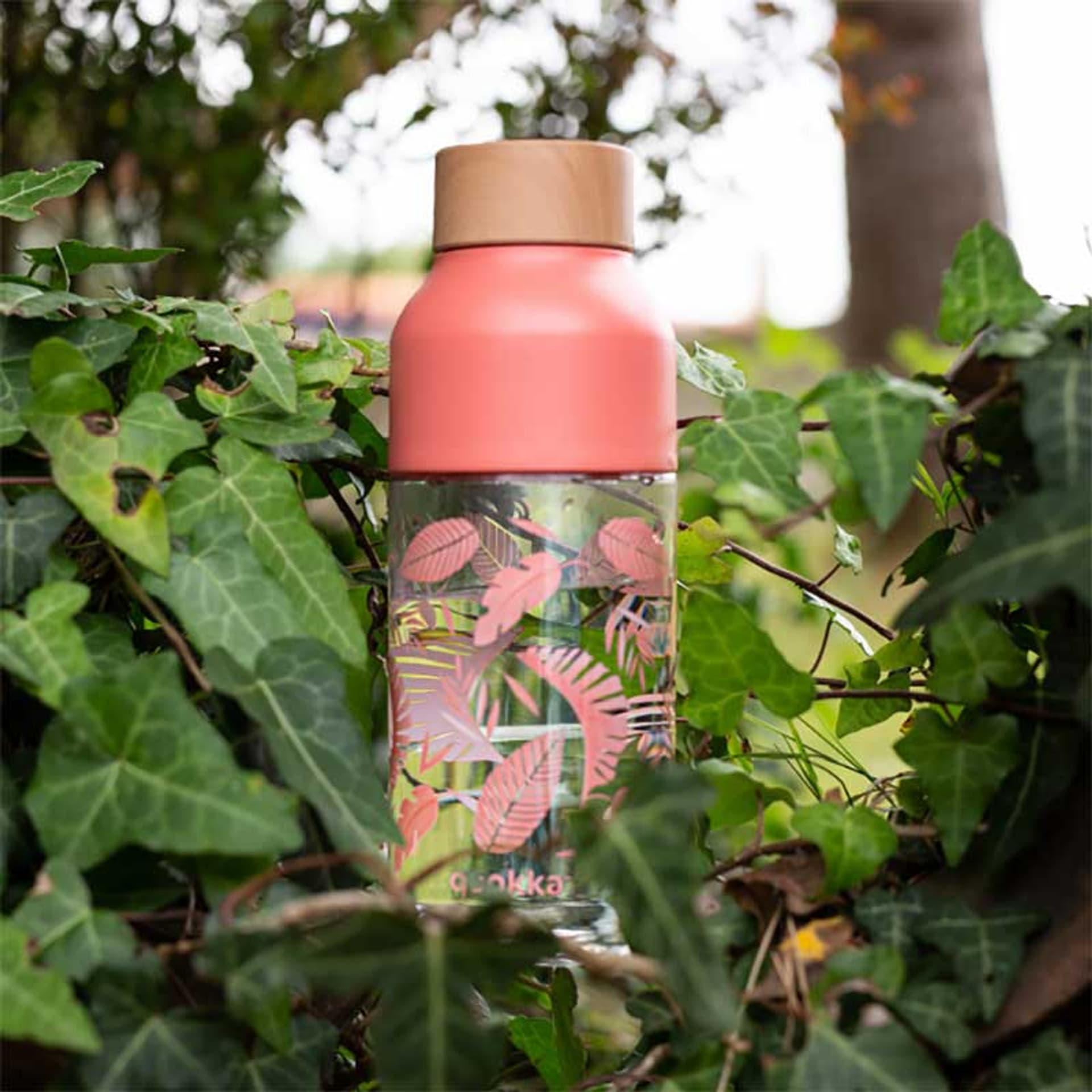 

Quokka Ice - Butelka na wodę z tritanu 570 ml (Pink Botanical)