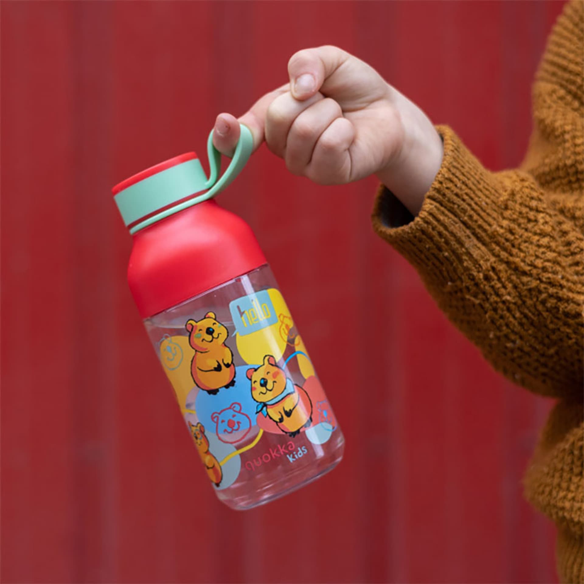 

Quokka Ice Kids with strap - Butelka na wodę z tritanu 430 ml z paskiem (Happy Quokka)