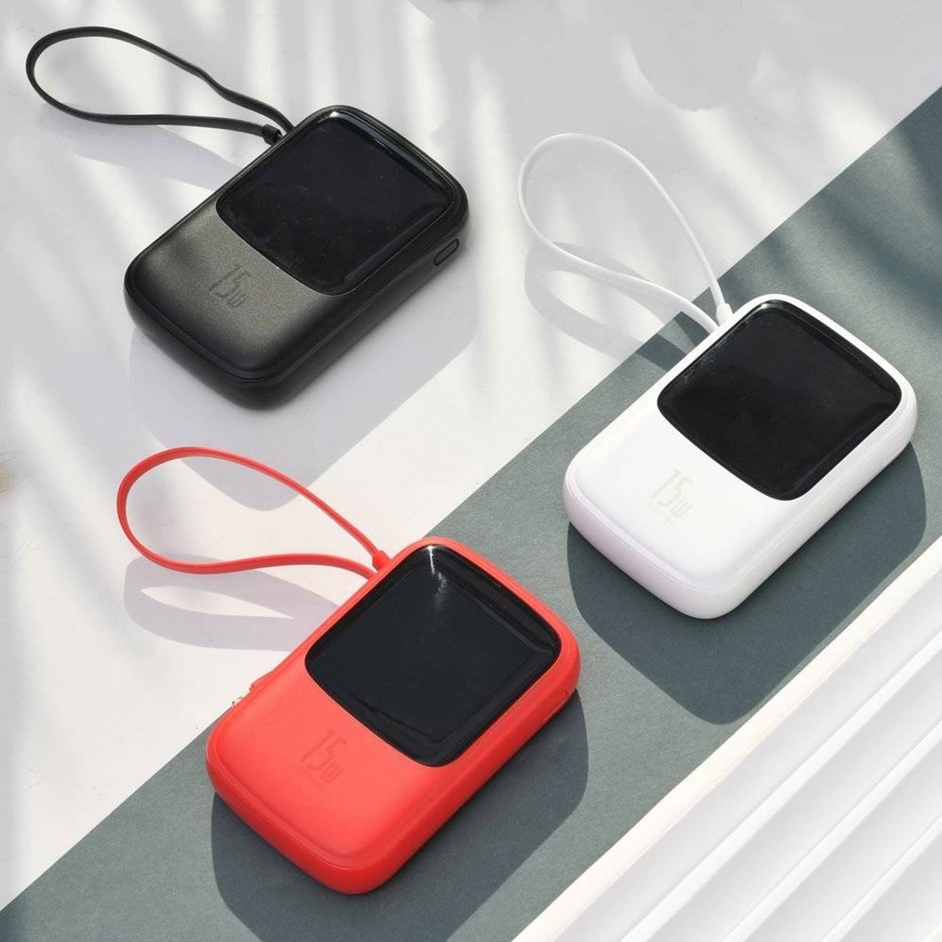 

Powerbank 10000mAh 15W USB Lightning + USB-C + 2xUSB z wbudowanym kablem USB-C Baseus PPQD-A02 biały
