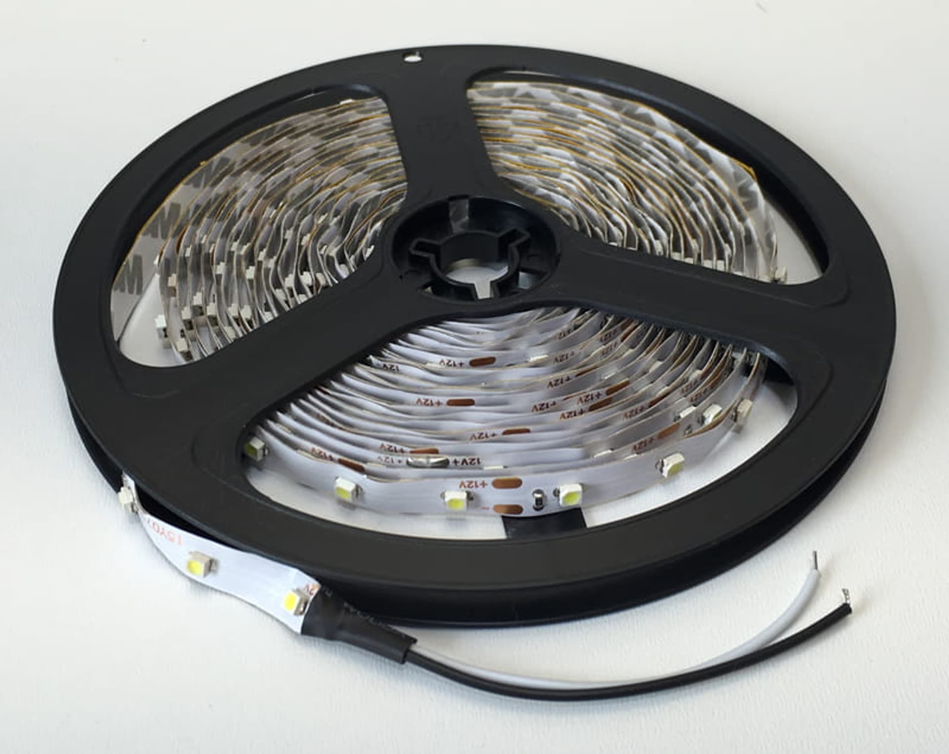 

Taśma LED biała zimna 5m 300 SMD 70-985