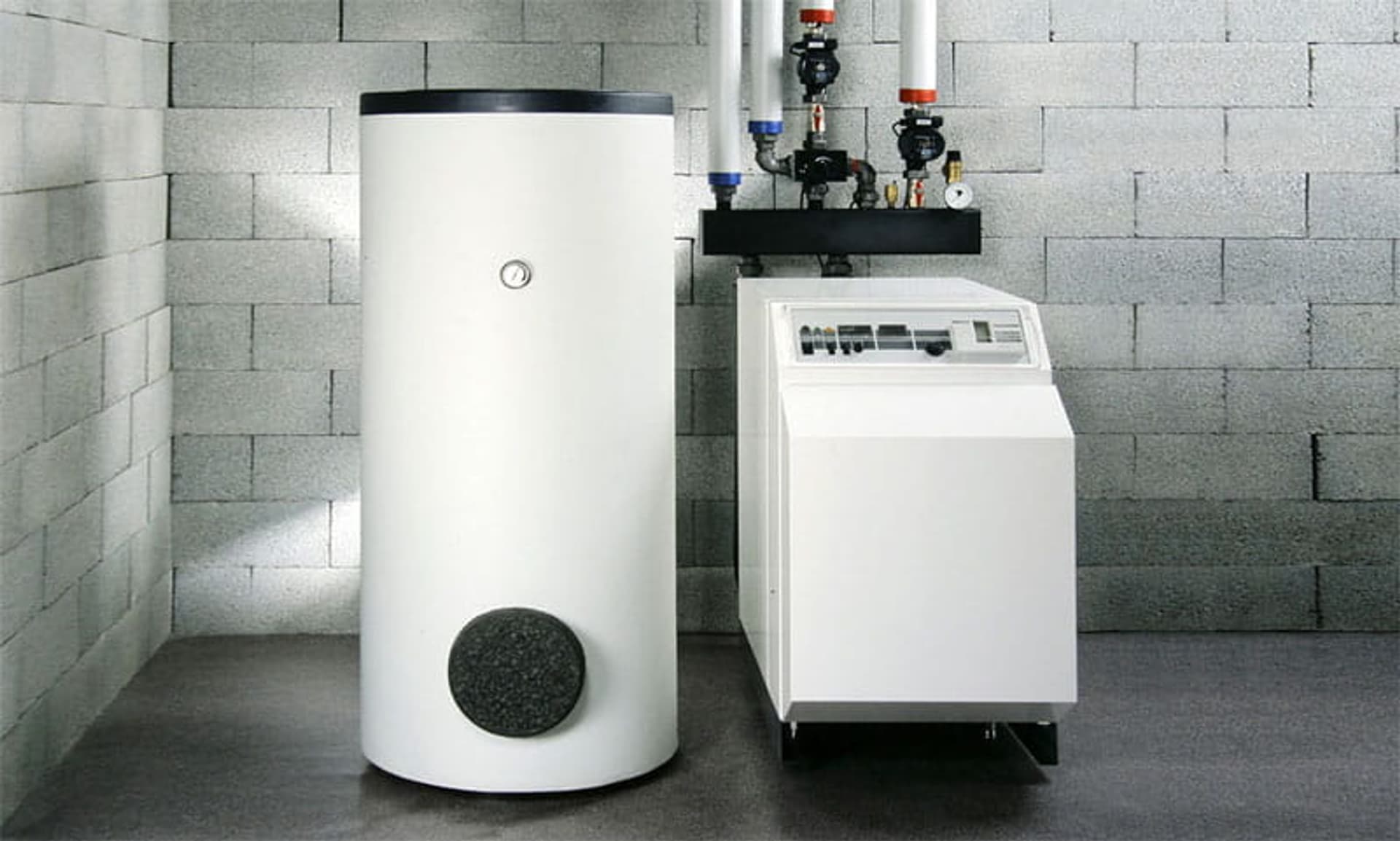 

Awaryjne źródło zasilania Kemot PROsinus-800 (czarny)