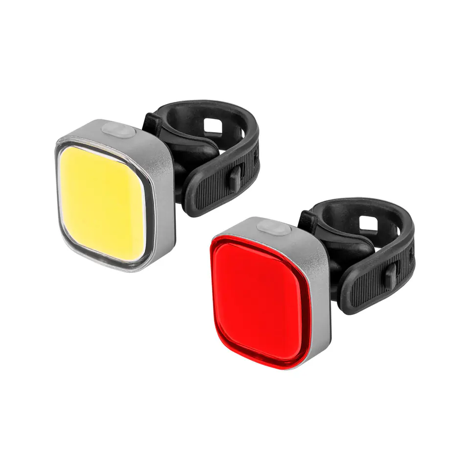 ⁨Komplet świateł do roweru ( z przewodem USB)⁩ w sklepie Wasserman.eu