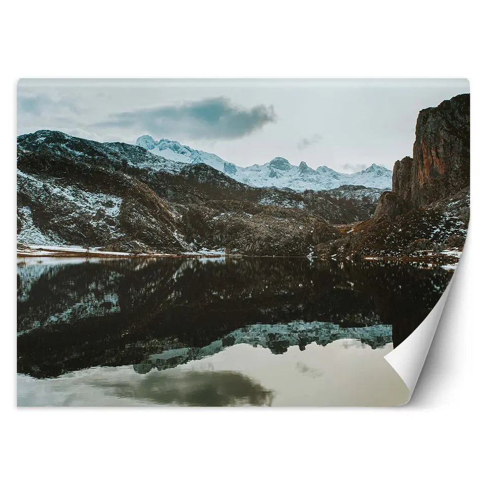 ⁨Fototapeta, Jezioro w górach natura (Rozmiar 250x175)⁩ w sklepie Wasserman.eu