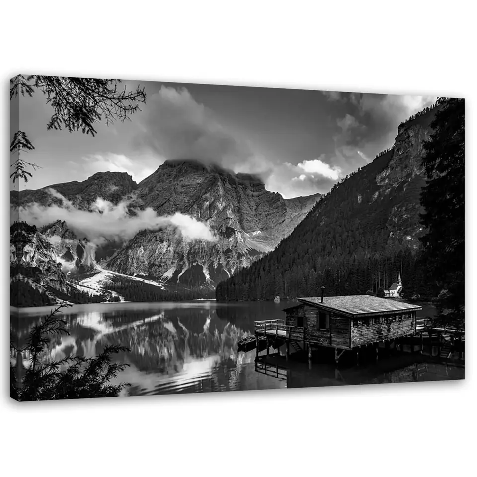 ⁨Obraz na płótnie, Domek nad górskim jeziorem - czarno-biały (Rozmiar 120x80)⁩ w sklepie Wasserman.eu