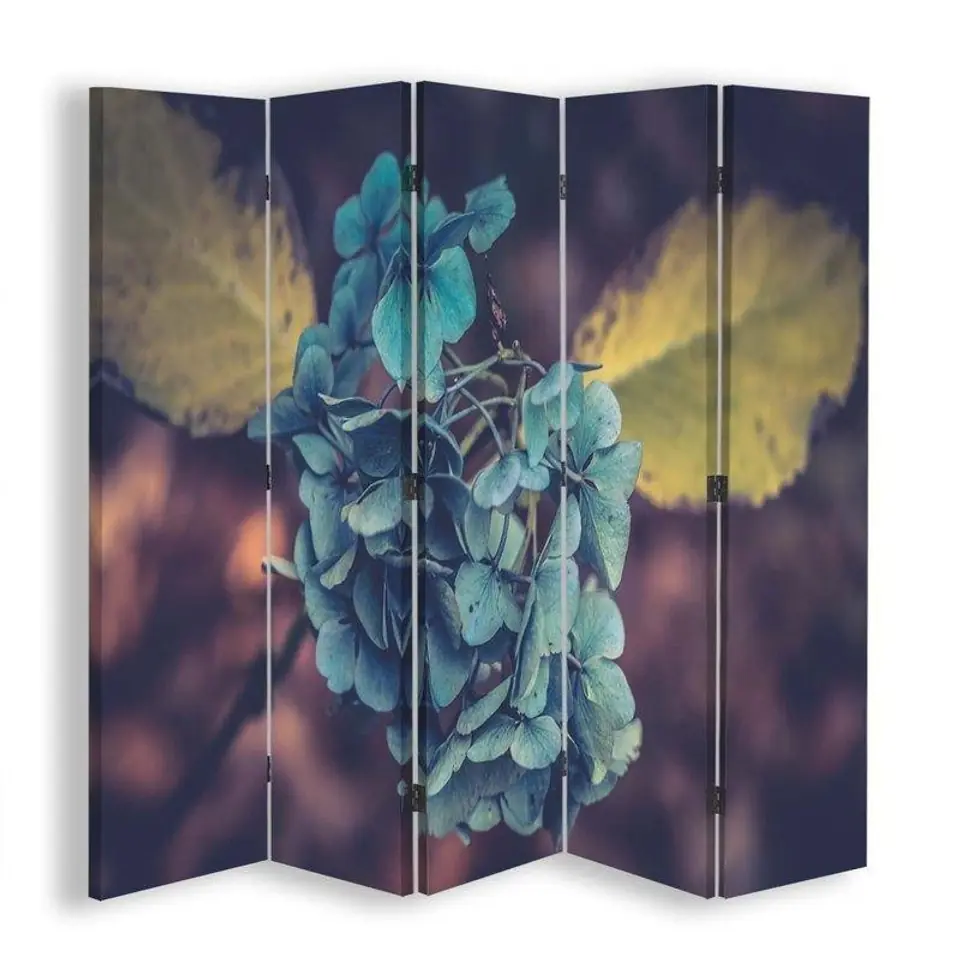 ⁨Double-sided screen, Turquoise flower in macro scale (Size 180x170)⁩ at Wasserman.eu