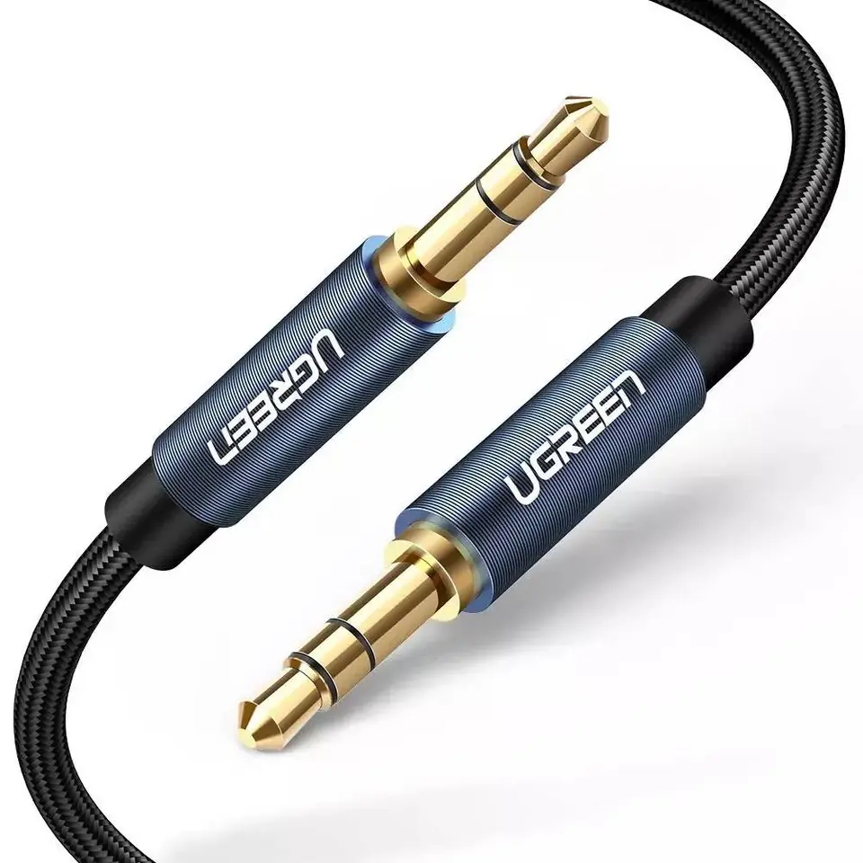 ⁨UGREEN AV122 Kabel mini jack 3,5mm AUX 5m (czarny)⁩ w sklepie Wasserman.eu