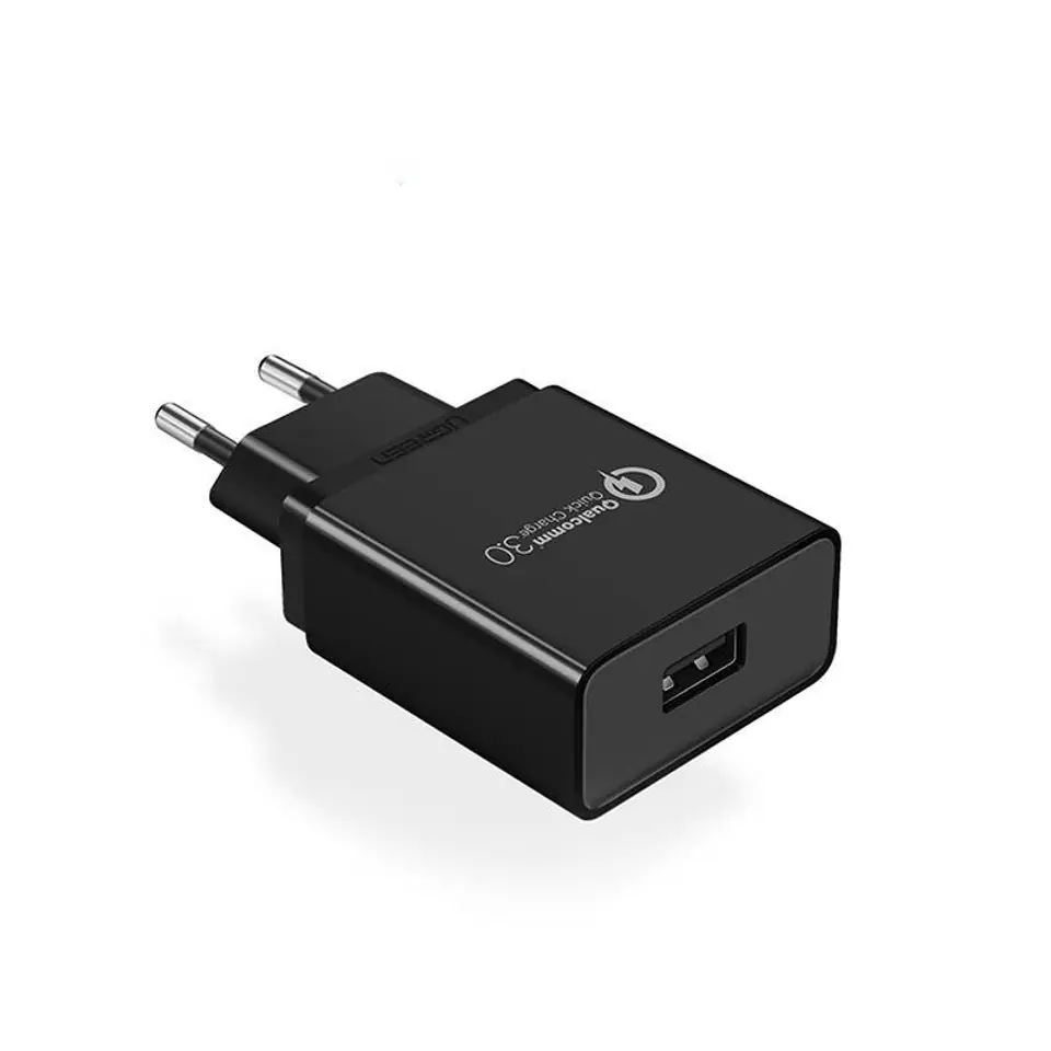 ⁨Ładowarka sieciowa UGREEN CD122, 18W, QC 3.0, USB (czarna)⁩ w sklepie Wasserman.eu