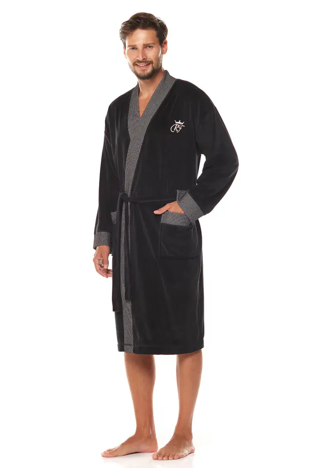 ⁨Royal bathrobe 2050 black (size M)⁩ at Wasserman.eu