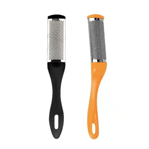 ⁨DONEGAL Metal heel grater with file 1pc.⁩ at Wasserman.eu