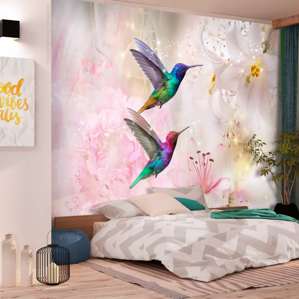 ⁨Fototapeta - Kolorowe kolibry (różowy) (rozmiar 392x280, wykończenie Samoprzylepna)⁩ w sklepie Wasserman.eu