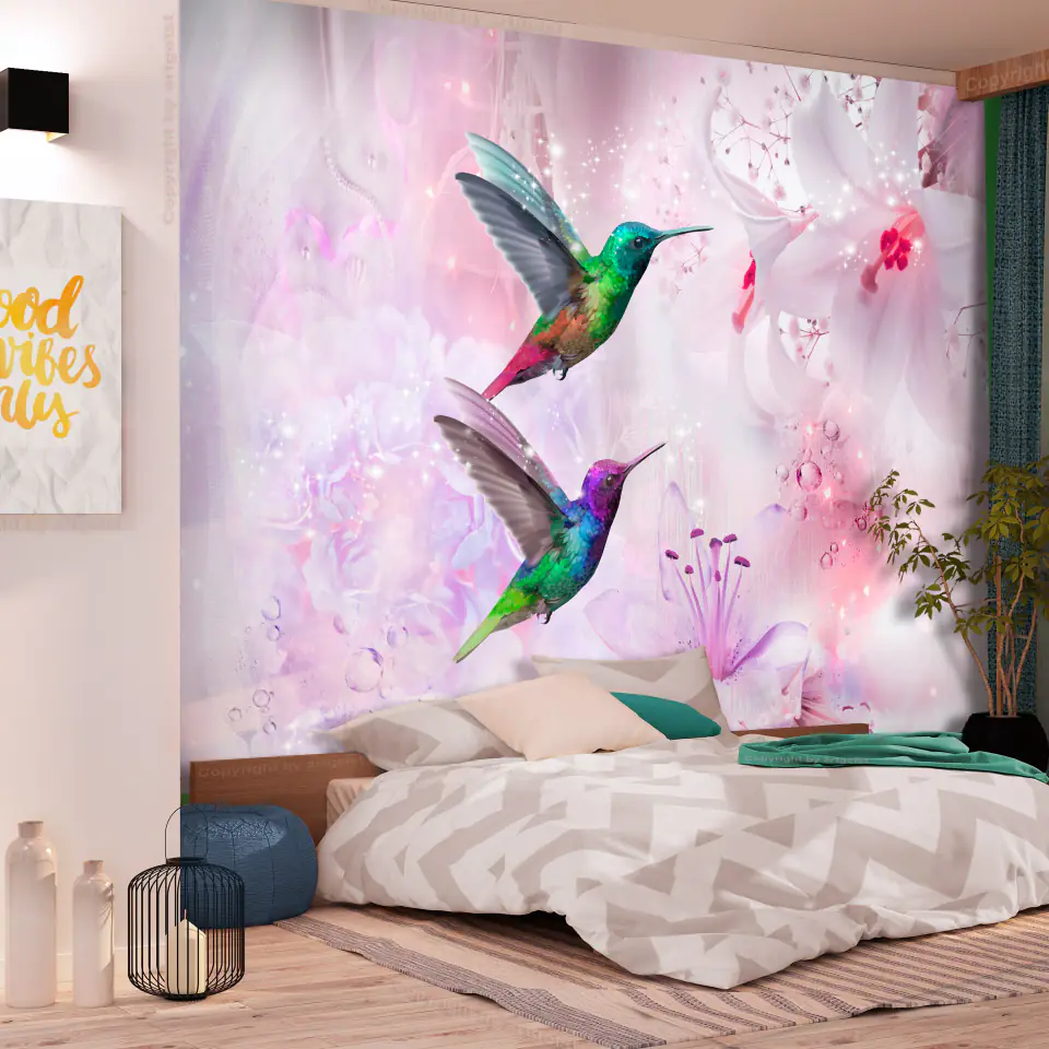 ⁨Fototapeta - Kolorowe kolibry (fioletowy) (rozmiar 392x280, wykończenie Samoprzylepna)⁩ w sklepie Wasserman.eu