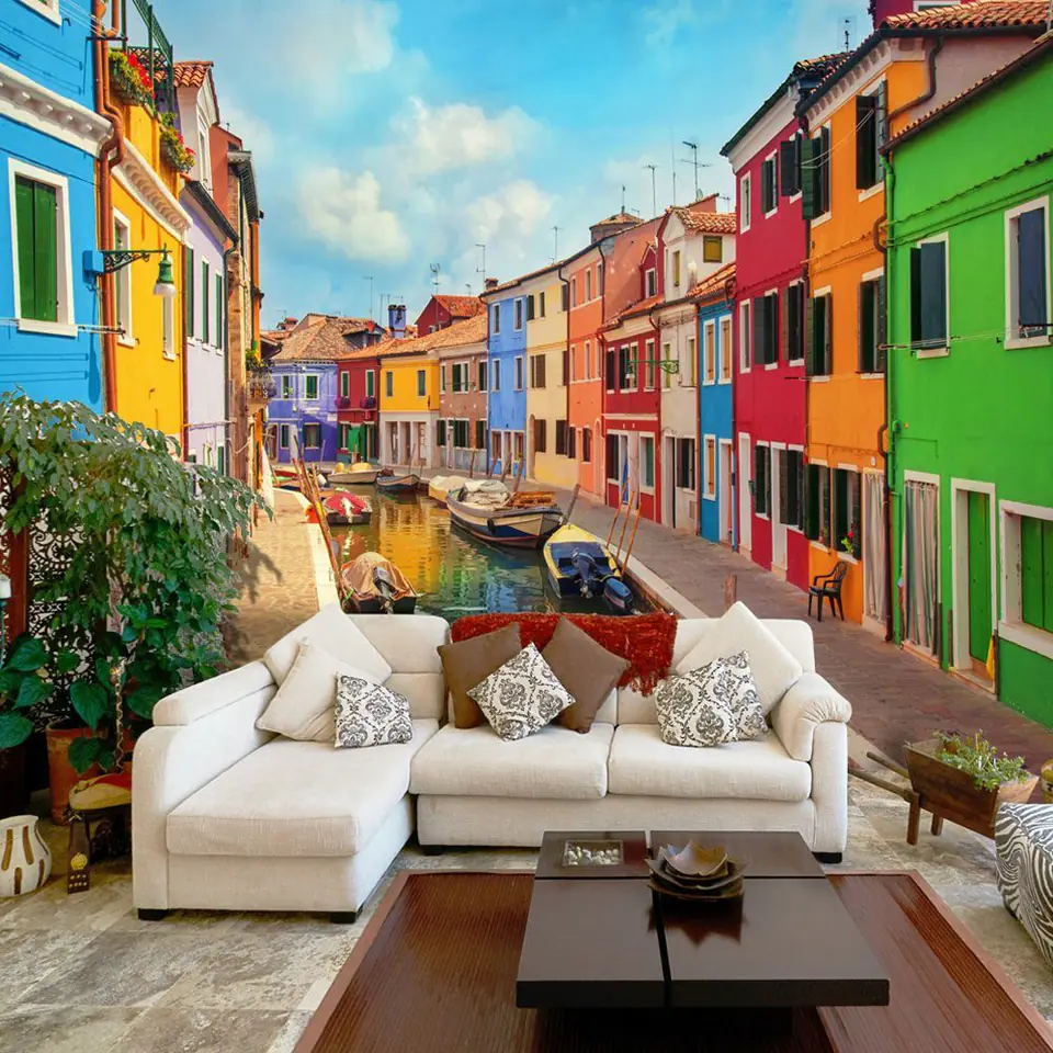 ⁨Fototapeta - Kolorowy kanał w Burano (rozmiar 150x105, wykończenie Premium)⁩ w sklepie Wasserman.eu