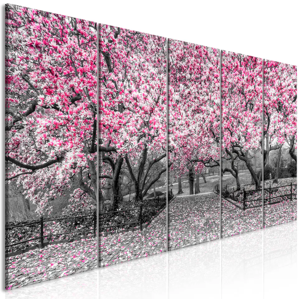 ⁨Obraz - Park magnolii (5-częściowy) wąski różowy (rozmiar 225x90, wykończenie Premium Print)⁩ w sklepie Wasserman.eu