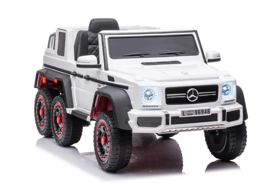 ⁨Battery-powered car Mercedes Benz G63 6X6 white⁩ at Wasserman.eu