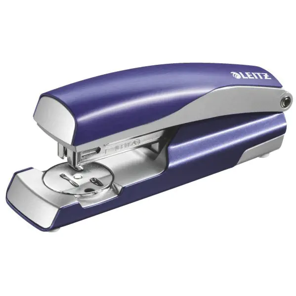 ⁨Stapler 5562 LEITZ STYLE 30k Titanium Blue Metal medium metal⁩ at Wasserman.eu