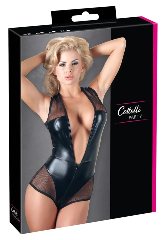 ⁨Wetlook body Samanta S⁩ at Wasserman.eu