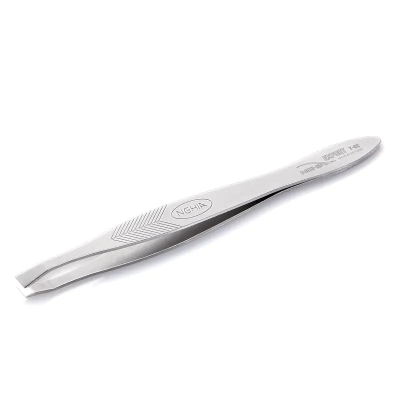 ⁨Nghia export tweezers T-02⁩ at Wasserman.eu