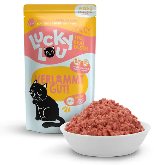 ⁨Lucky Lou Lifestage Adult Drób i jagnięcina saszetka 125g⁩ w sklepie Wasserman.eu