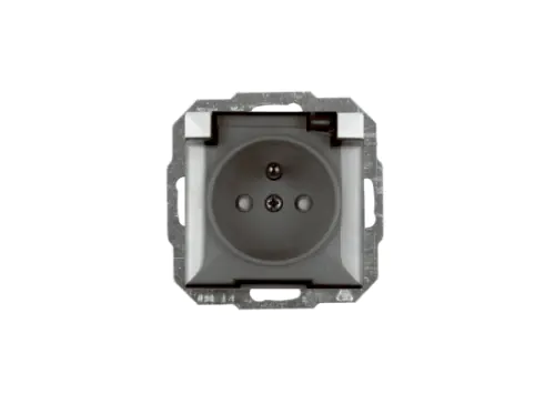 ⁨PEARL SINGLE SOCKET P/T Z/U IP44 BLACK M. SMOKE FLAP⁩ at Wasserman.eu