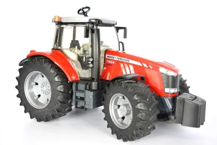 ⁨Traktor Massey Ferguson 7624 BRUDER⁩ w sklepie Wasserman.eu