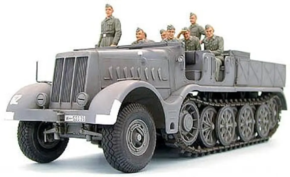 ⁨German 18T Heavy Half Track Famo⁩ at Wasserman.eu