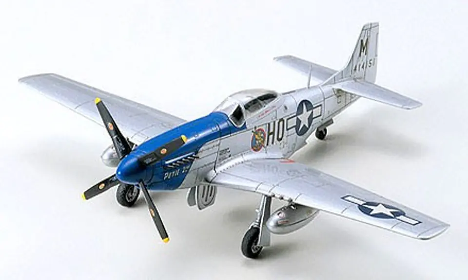 ⁨Plastic model P-51D Mustang North American⁩ at Wasserman.eu