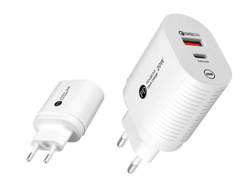 ⁨1 szt.  Ładowarka sieciowa USB + gniazdo typu C, QUICK CHARGER QC 3.0, 20W, biała.⁩ w sklepie Wasserman.eu