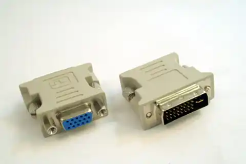 ⁨Adapter DVI->VGA (24M/15 F)⁩ w sklepie Wasserman.eu