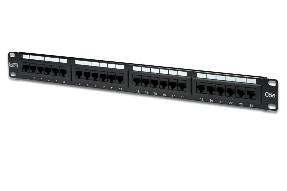 ⁨Patch panel 19" 24 porty, kat.5e, U/UTP, 1U, wspornik kablowy, czarny (kompletny)⁩ w sklepie Wasserman.eu