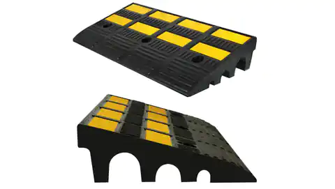 ⁨Curb rubber ramp height 10cm, curb driveway, 3 cable channels⁩ at Wasserman.eu